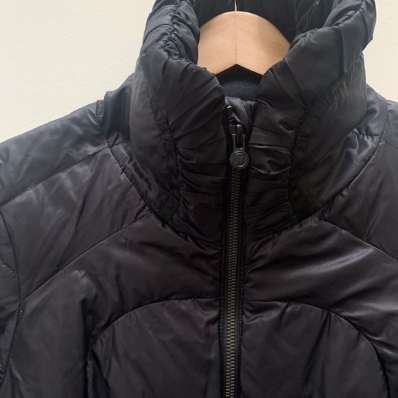 lululemon | Down Town Puffy - Picture 7 of 15
